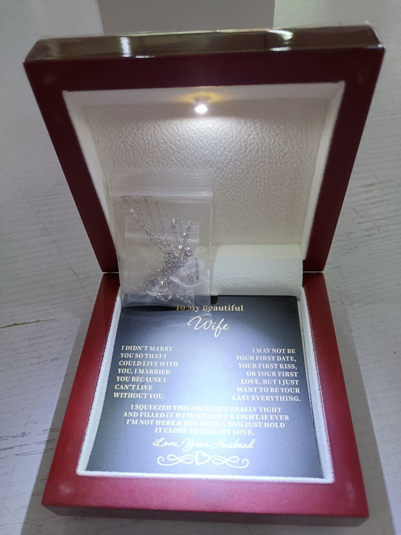 LED Lighted Gift Box Heart Necklace — Romantic Crystal Pendant for Her (Wife • Daughter • Sister)